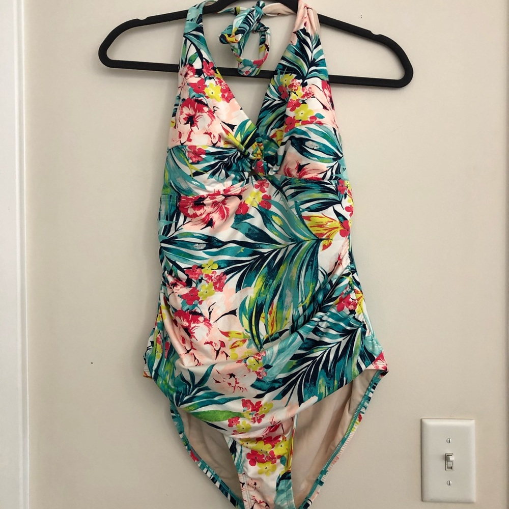 Bathing suit